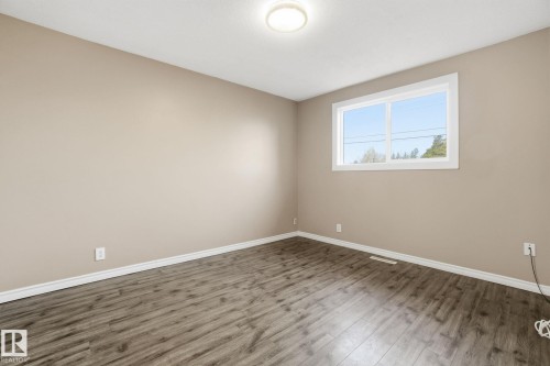 8064 Argyll Rd, Edmonton, AB - Indoor Photo Showing Other Room