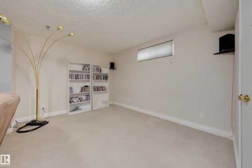 2844 40B Avenue, Edmonton, AB - Indoor Photo Showing Other Room
