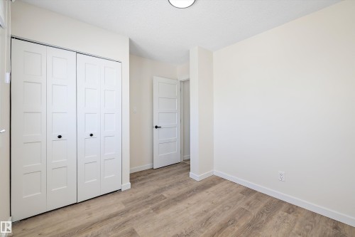 130 Callingwood Two, Edmonton, AB - Indoor Photo Showing Other Room