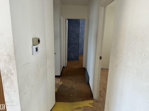 8 Sheridan Drive, St. Albert, AB - Indoor Photo Showing Other Room