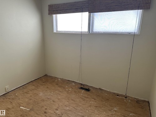 8 Sheridan Drive, St. Albert, AB - Indoor Photo Showing Other Room