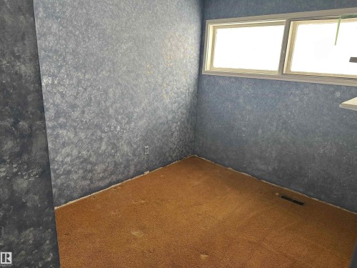 8 Sheridan Drive, St. Albert, AB - Indoor Photo Showing Other Room