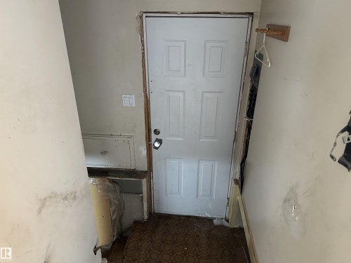 8 Sheridan Drive, St. Albert, AB - Indoor