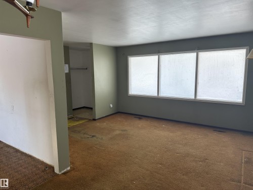 8 Sheridan Drive, St. Albert, AB - Indoor Photo Showing Other Room