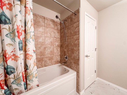 19 51 Eldorado Drive, St. Albert, AB - Indoor Photo Showing Bathroom