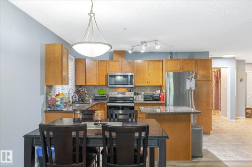 101 2098 Blackmud Creek Drive, Edmonton, AB - Indoor Photo Showing Kitchen