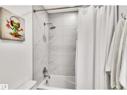 5 Gilchrist Place, St. Albert, AB - Indoor Photo Showing Bathroom