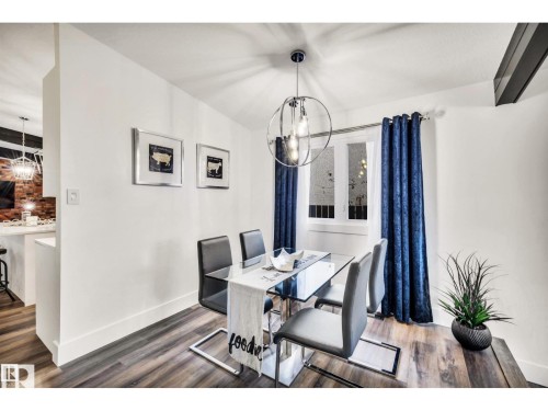 5 Gilchrist Place, St. Albert, AB - Indoor Photo Showing Dining Room