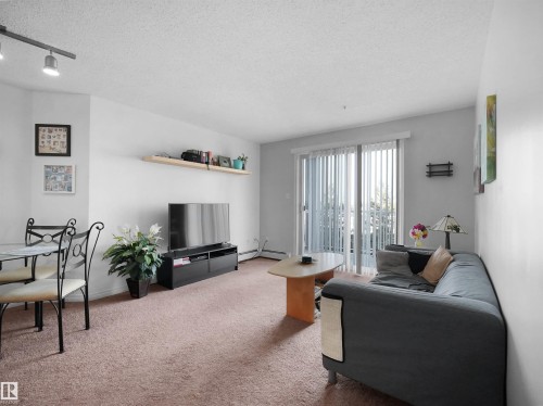 318 3425 19 St Nw, Edmonton, AB - Indoor