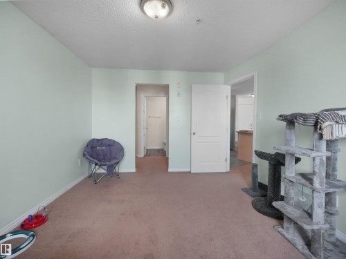 318 3425 19 St Nw, Edmonton, AB - Indoor