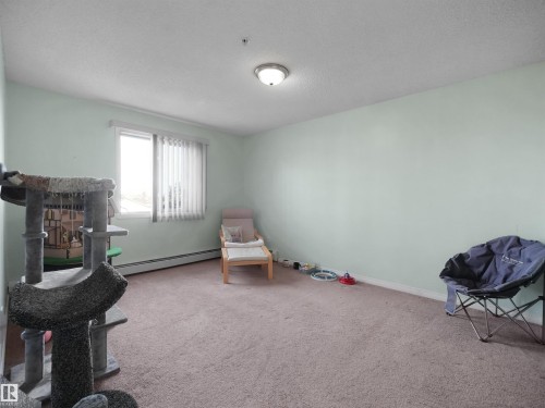 318 3425 19 St Nw, Edmonton, AB - Indoor