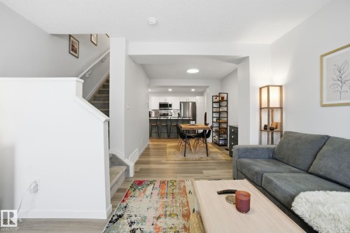 2826 192 Street, Edmonton, AB - Indoor Photo Showing Living Room