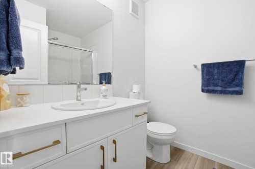 2826 192 Street, Edmonton, AB - Indoor Photo Showing Bathroom