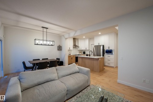 3453 Craig Landing, Edmonton, AB - Indoor Photo Showing Living Room