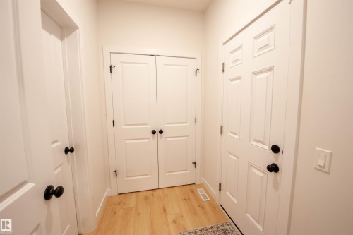 3453 Craig Landing, Edmonton, AB - Indoor Photo Showing Other Room