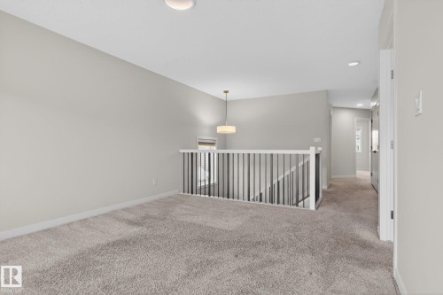 9125 Pear Drive, Edmonton, AB - Indoor Photo Showing Other Room