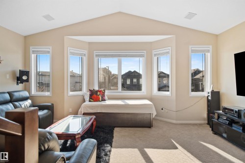 5628 19 Avenue, Edmonton, AB 