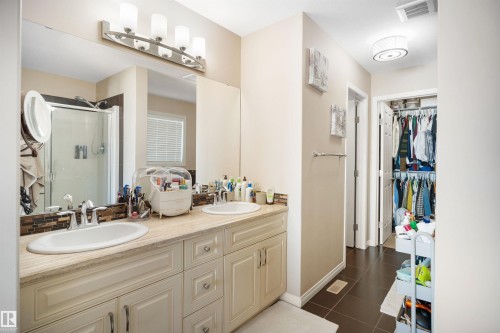 5628 19 Avenue, Edmonton, AB 