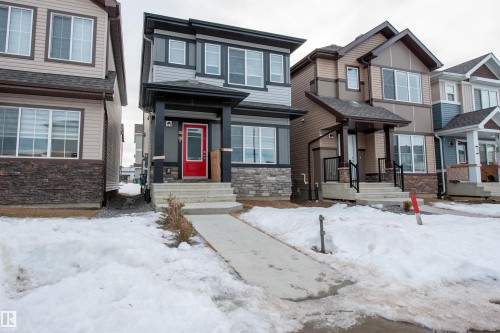 1527 16 Avenue, Edmonton, AB - Outdoor With Facade