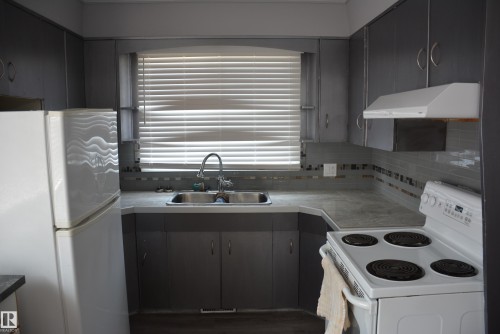 5506 56 Street, Barrhead, AB 