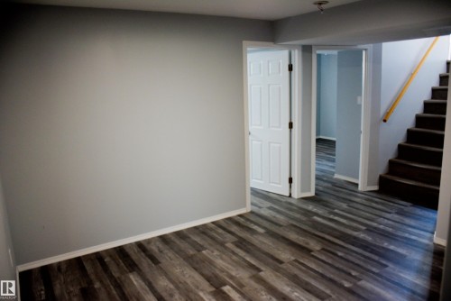 5506 56 Street, Barrhead, AB - Indoor Photo Showing Other Room
