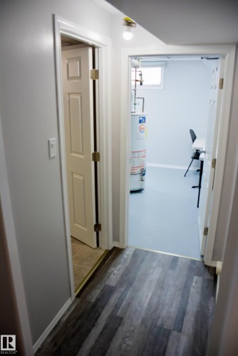 5506 56 Street, Barrhead, AB - Indoor Photo Showing Other Room