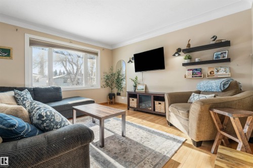 4917 54 Avenue, Stony Plain, AB 