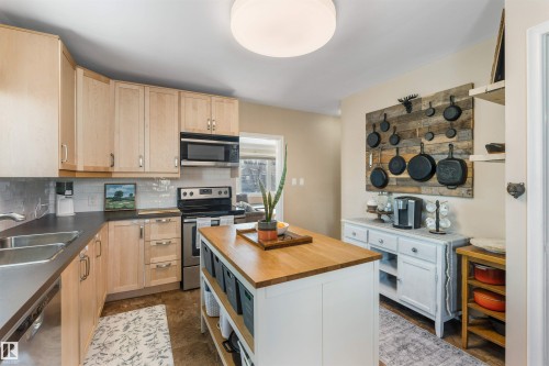 4917 54 Avenue, Stony Plain, AB 