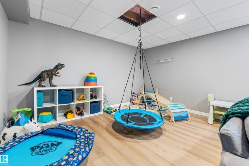 4917 54 Avenue, Stony Plain, AB 