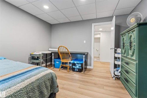 4917 54 Avenue, Stony Plain, AB 