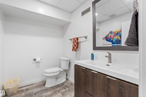 4917 54 Avenue, Stony Plain, AB 