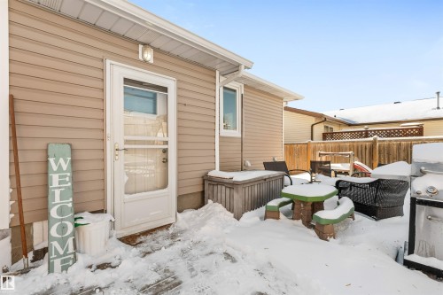4917 54 Avenue, Stony Plain, AB 