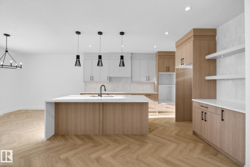 168 Caledon Crescent, Spruce Grove, AB - Indoor Photo Showing Kitchen