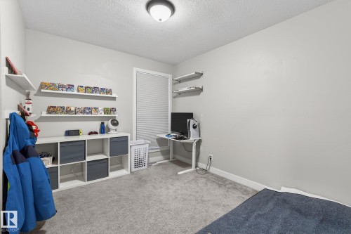 25 Stirling Road, Edmonton, AB - Indoor