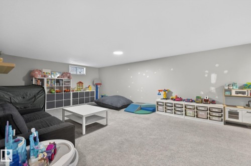 25 Stirling Road, Edmonton, AB - Indoor