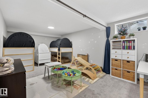 25 Stirling Road, Edmonton, AB - Indoor