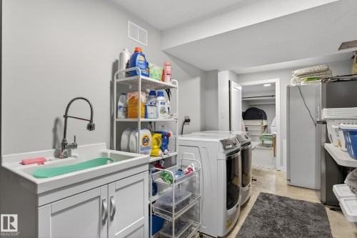 25 Stirling Road, Edmonton, AB - Indoor Photo Showing Laundry Room