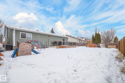 25 Stirling Road, Edmonton, AB - Outdoor