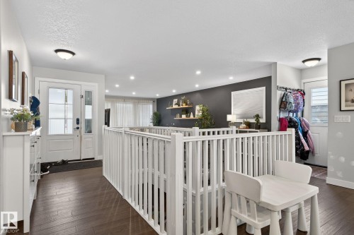 25 Stirling Road, Edmonton, AB - Indoor
