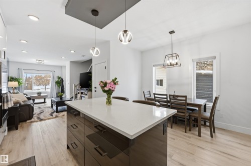 10909 151 Street, Edmonton, AB - Indoor