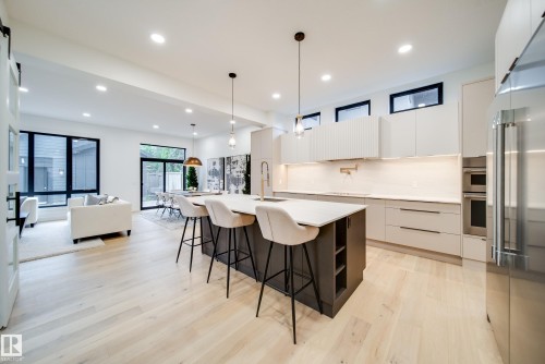 40A Valleyview Crescent, Edmonton, AB - Indoor