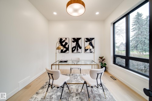 40A Valleyview Crescent, Edmonton, AB - Indoor