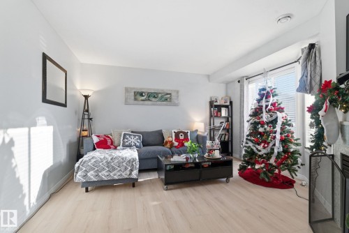 62 2505 42 Street, Edmonton, AB - Indoor