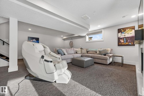 4001 Triomphe Boulevard, Beaumont, AB - Indoor