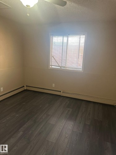 106 9010 106 Avenue, Edmonton, AB - Indoor Photo Showing Other Room