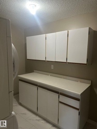 106 9010 106 Avenue, Edmonton, AB - Indoor