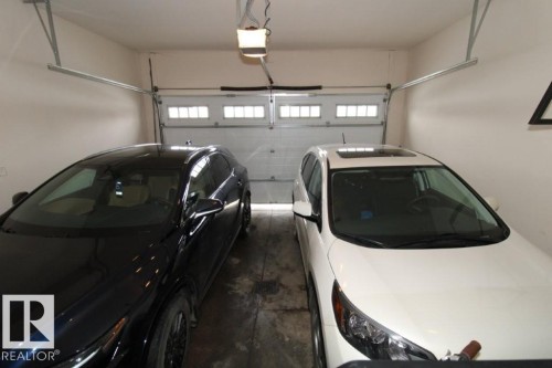 176 Ambleside Drive, Edmonton, AB - Indoor Photo Showing Garage