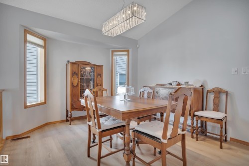 309 Byrne Crest, Edmonton, AB - Indoor Photo Showing Dining Room