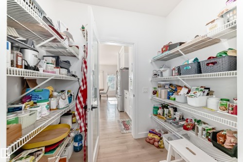 71 Jamison Crescent, St. Albert, AB - Indoor With Storage