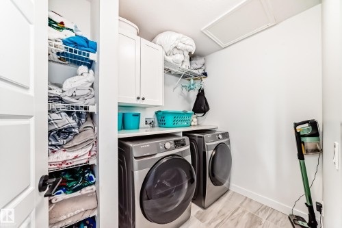 71 Jamison Crescent, St. Albert, AB - Indoor Photo Showing Laundry Room